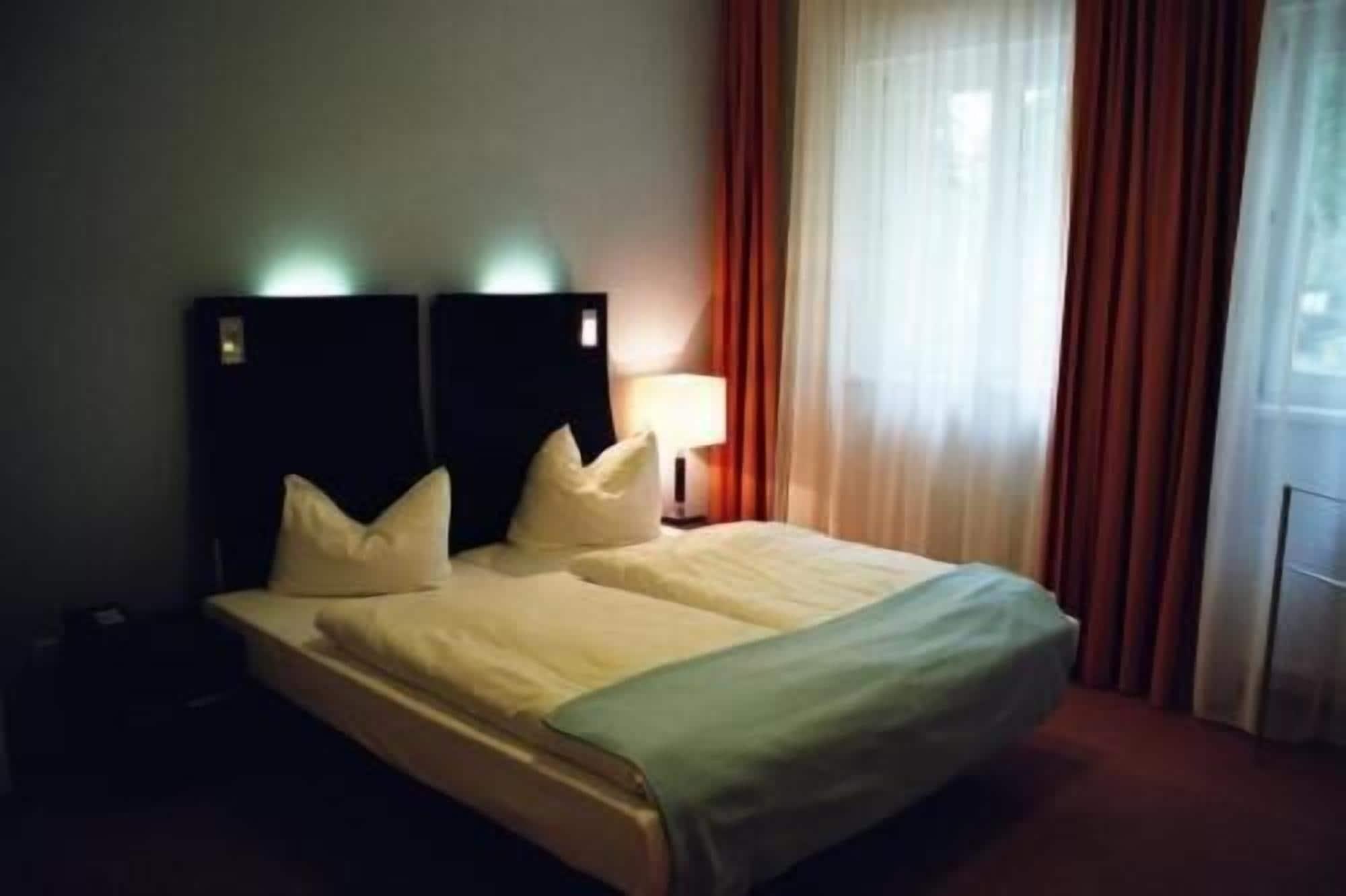 Daemeritzseehotel Берлин Экстерьер фото